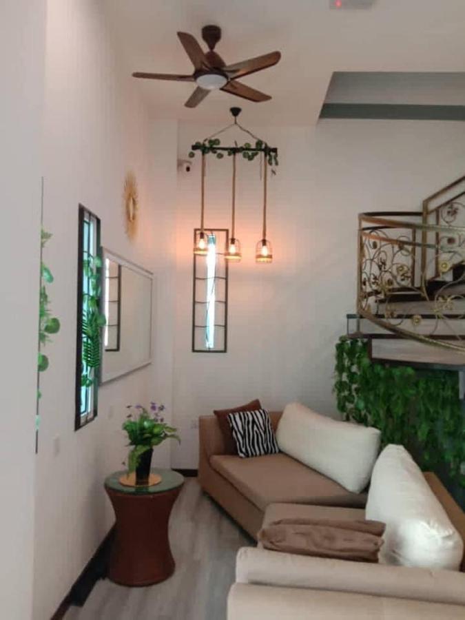 Kapit Hotel Kuching Ngoại thất bức ảnh