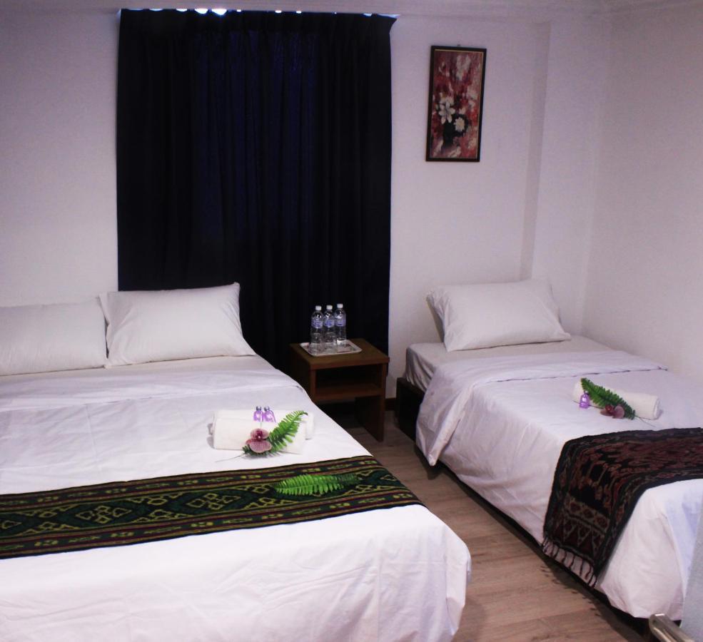 Kapit Hotel Kuching Ngoại thất bức ảnh