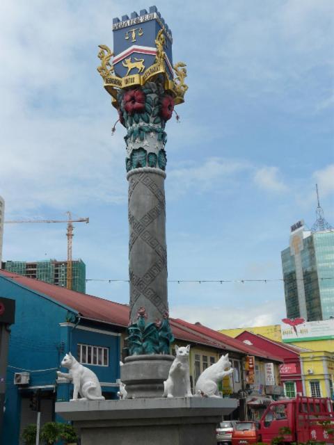 Kapit Hotel Kuching Ngoại thất bức ảnh