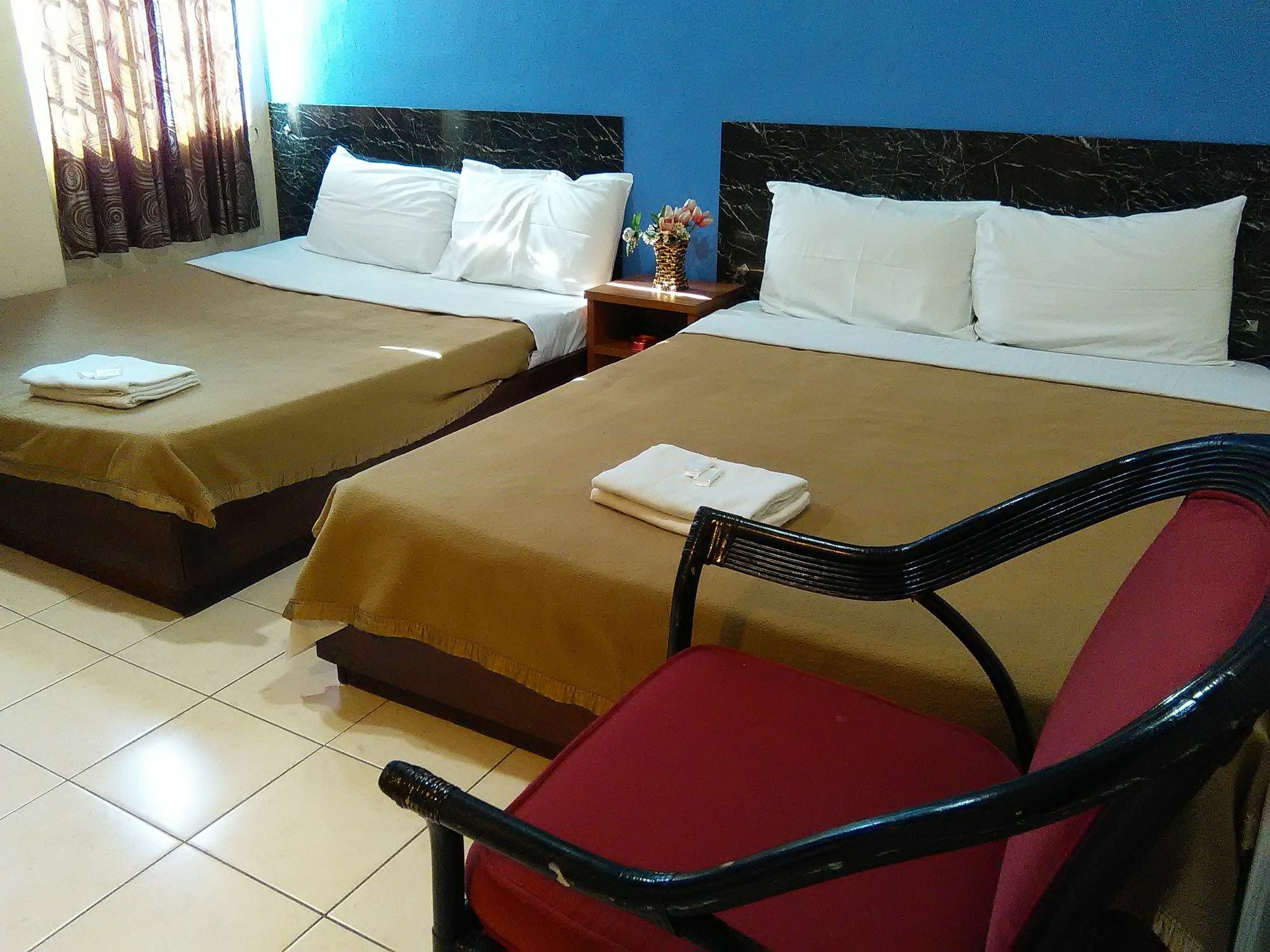 Kapit Hotel Kuching Ngoại thất bức ảnh